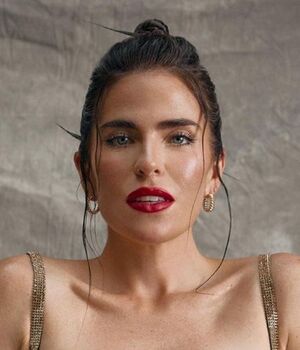 Karla Souza revela la razón por la que anunció su tercer embarazo (Instagram)