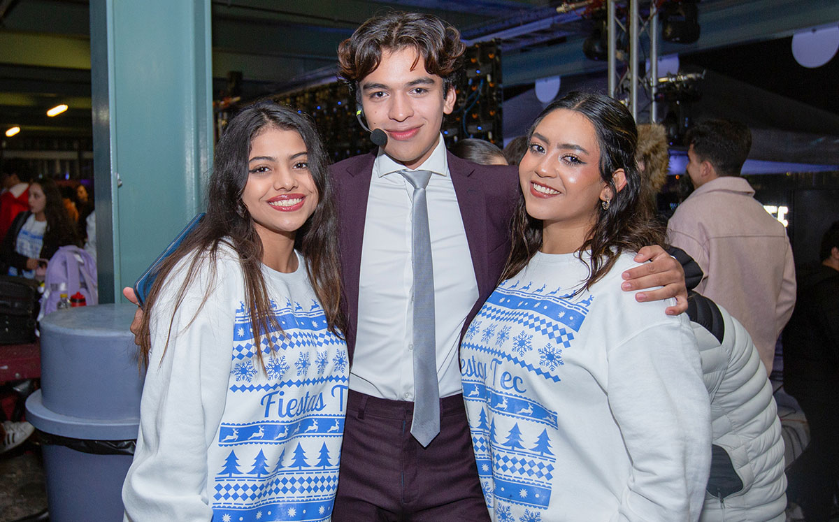 Victoria Galeana, Alberto Gama y Paulina Salas