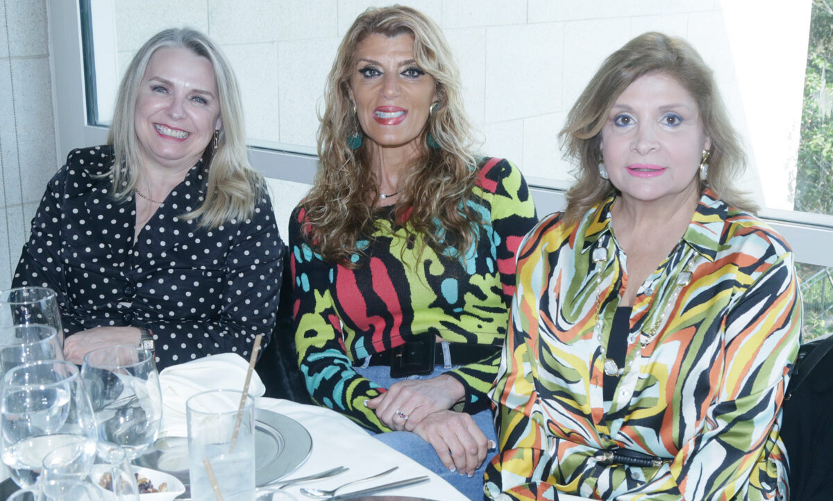 Iracema Flores de Múzquiz, Ivonne Hayek y Claudia Chávez de García / Foto: Omar Valdez