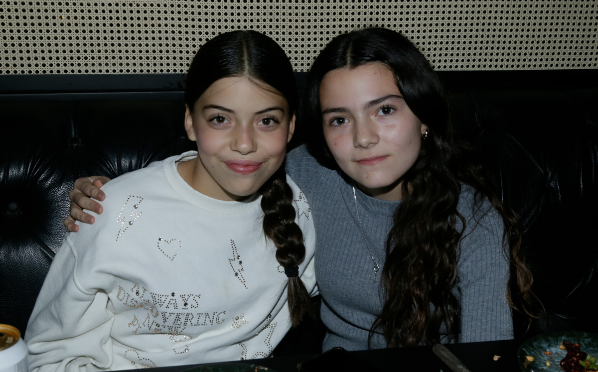 Camila Medrano y Regina De Nigris / Foto: Omar Valdez