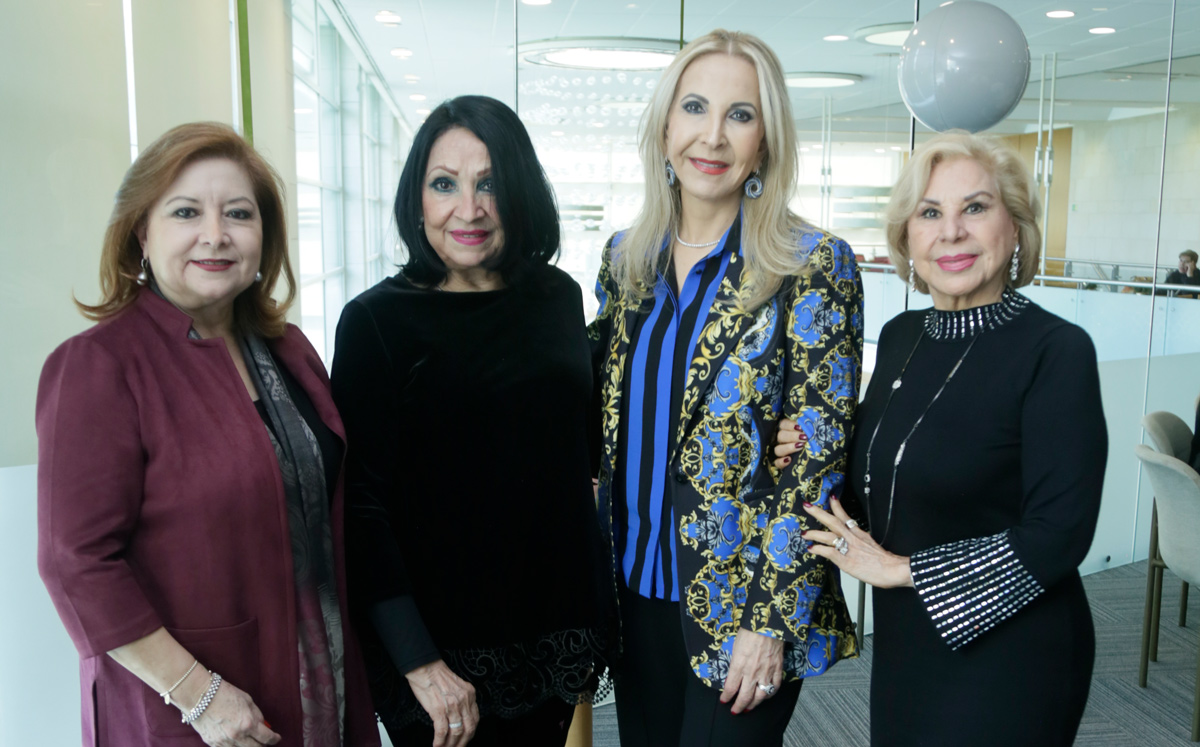 Flora de Castillón, Tere González de Robles, Lourdes González y María Elena Leal / Foto: Omar Valdez