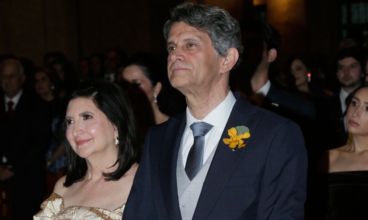 PAPÁS DE LA NOVIA. Dora María Castro de Treviño y Sergio Treviño