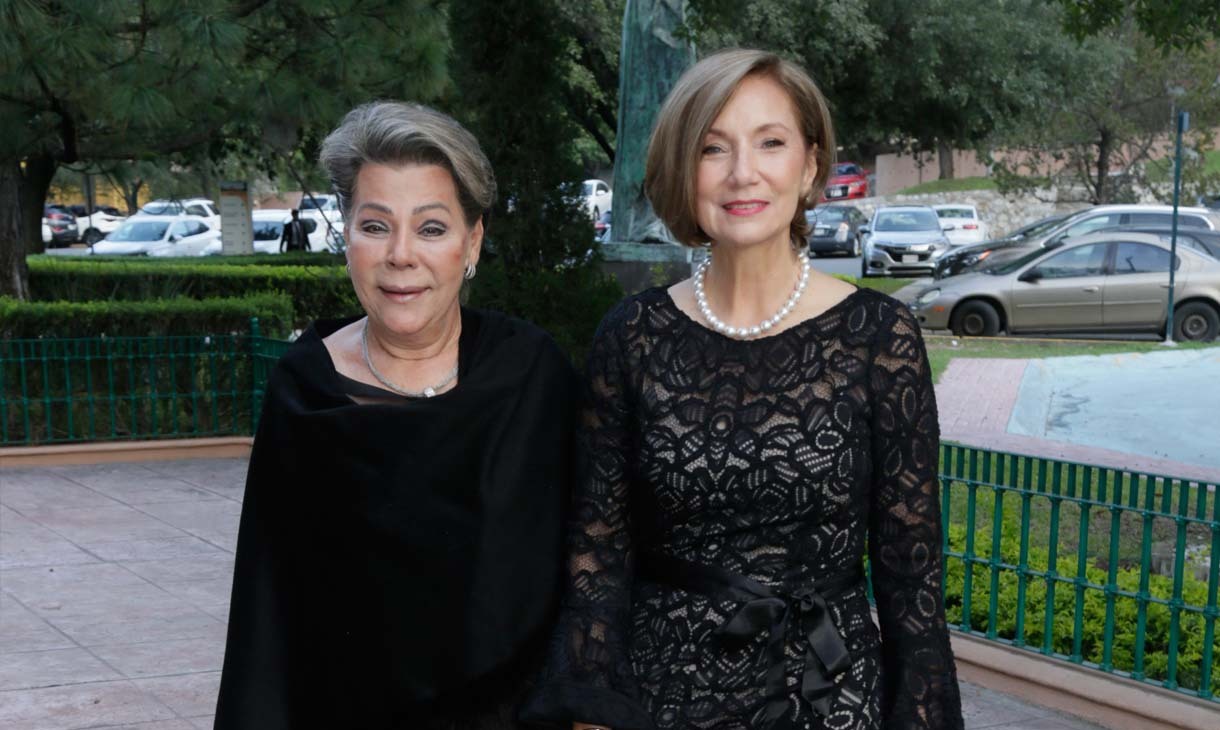 Silvia Elizondo y Gabriela de Elizondo