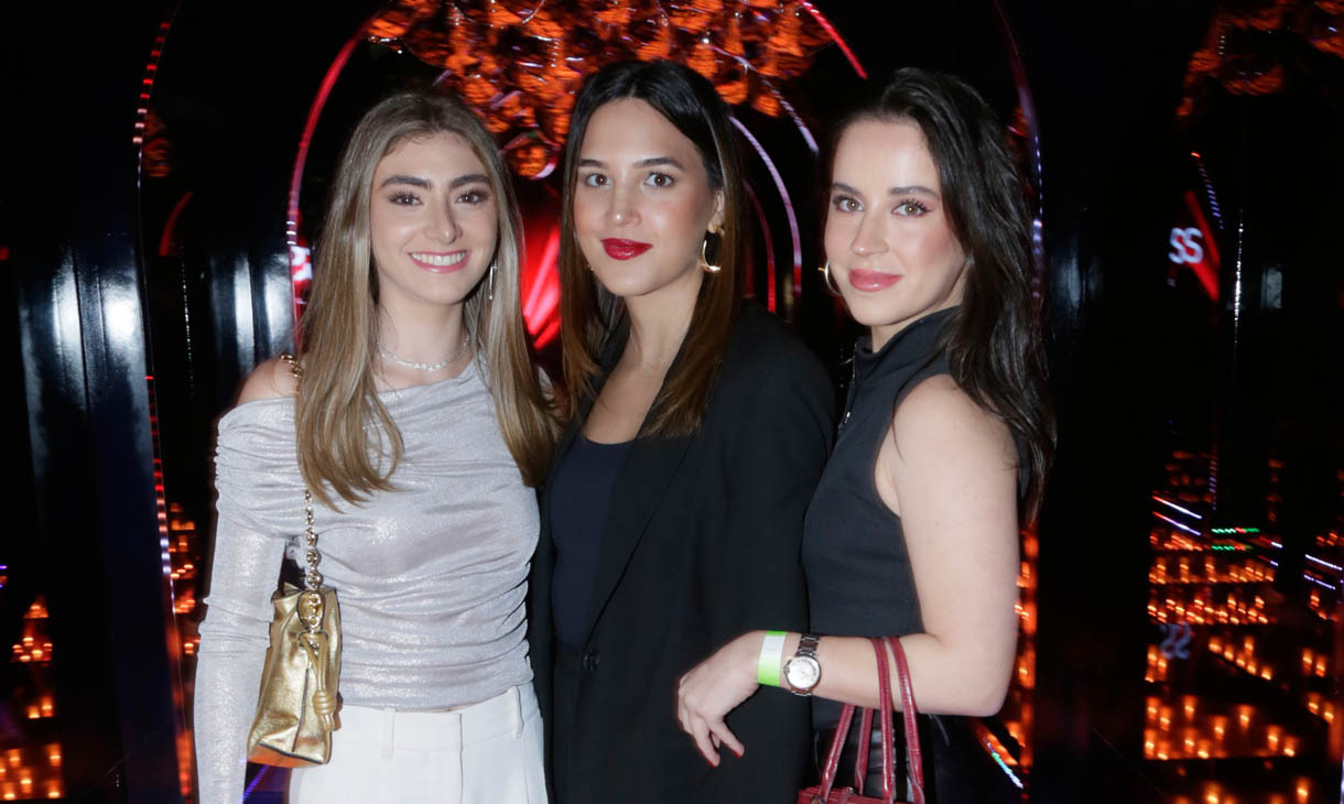 Ana Sofía López, Rebeca Wolberg y Viviana Garza