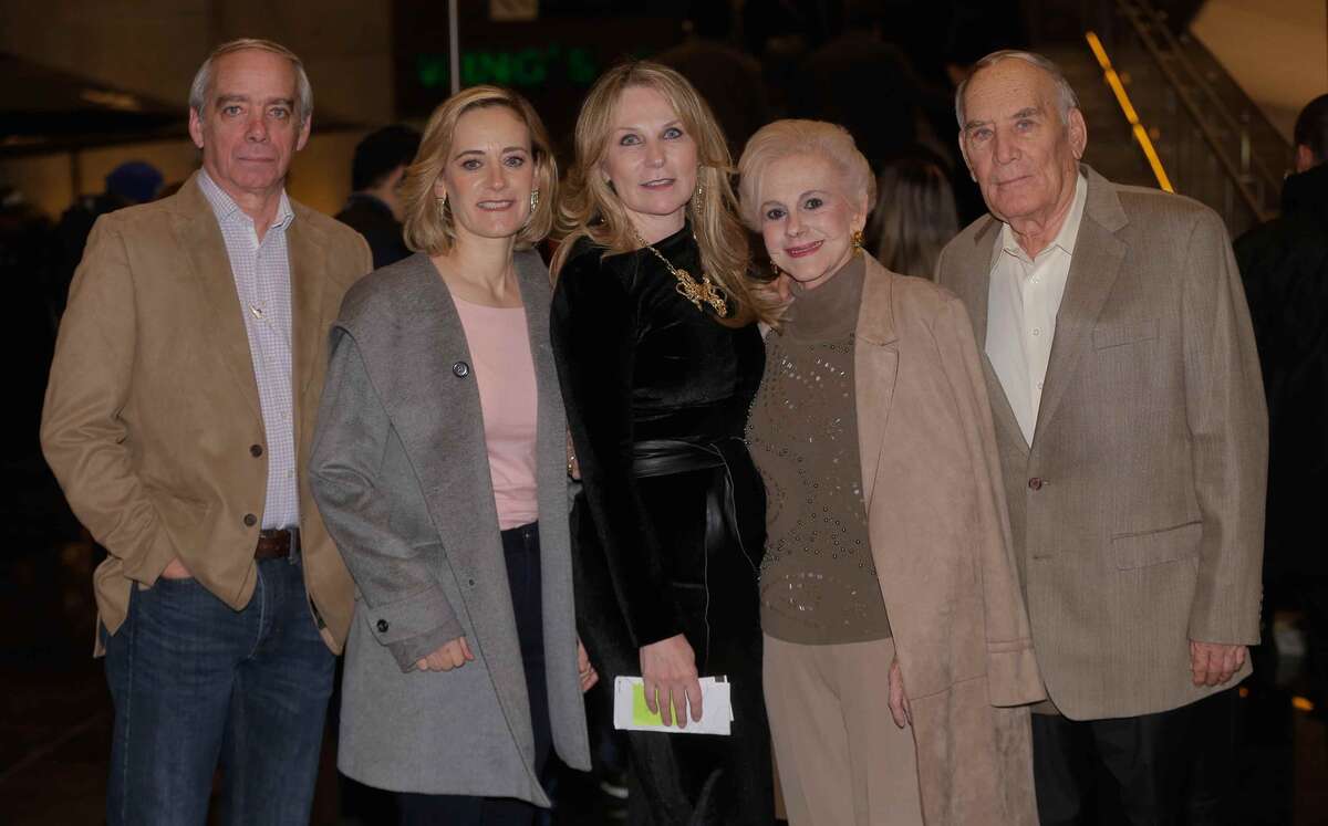 Alberto Treviño, Maru Ibarra, Adriana Ibarra de Bremer, Rosario Ibarra y Enrique Ibarra. Fotos: Daniel Saldívar
