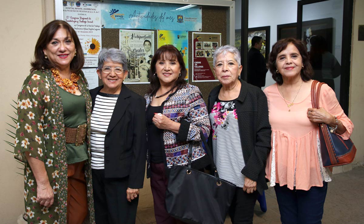 Dora, María Elena, Graciela, Rosario y Estela