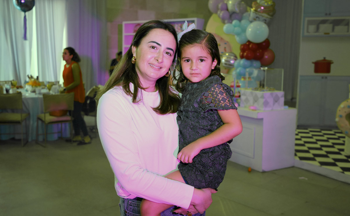Mony y Alexa