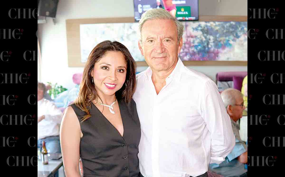 CLAUDIA DE DE LEÓN Y OVIDIO DE LEÓN festejaron junto a Sandra Tamez  de su cumpleaños