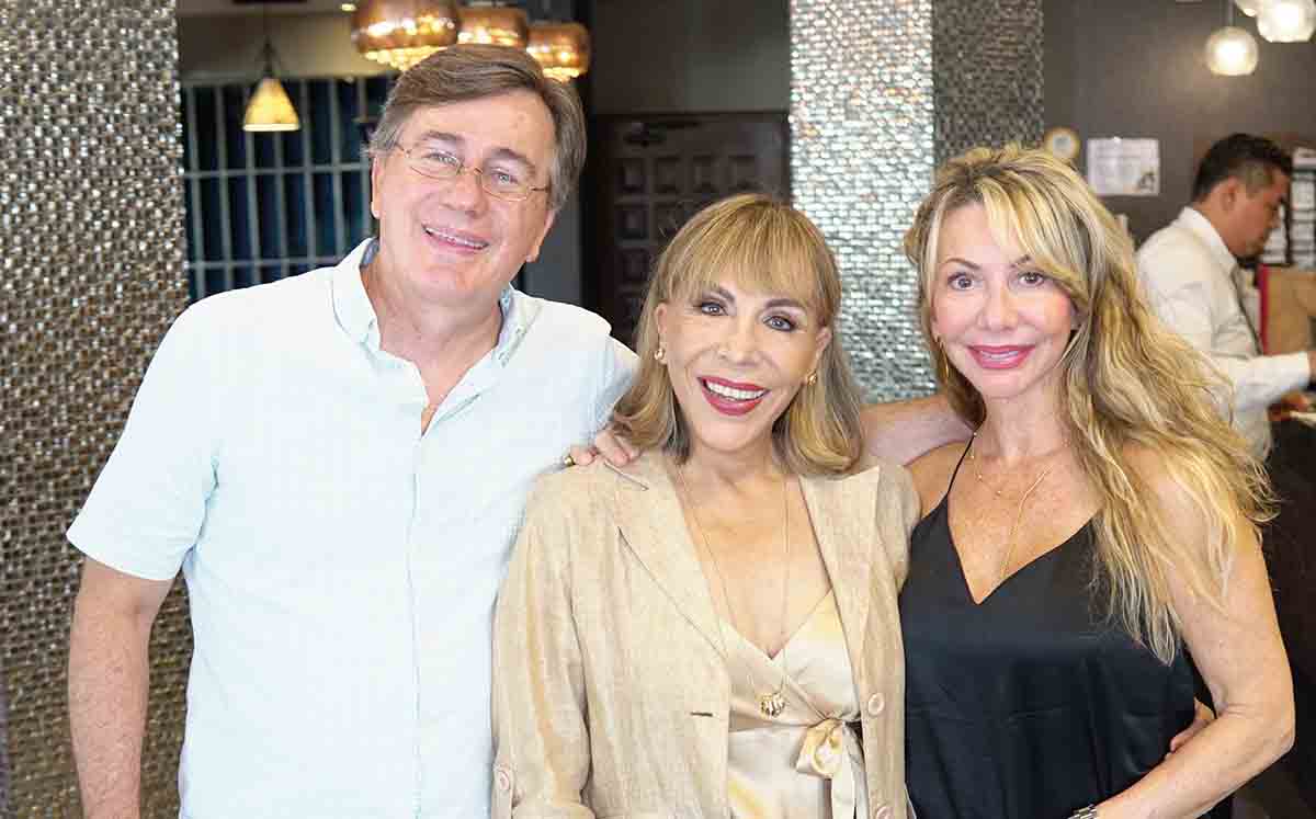 JUAN CARLOS SALAMANCA, SANDRA TAMEZ Y CLAUDIA GUTIÉRREZ compartieron anécdotas y muchas risas