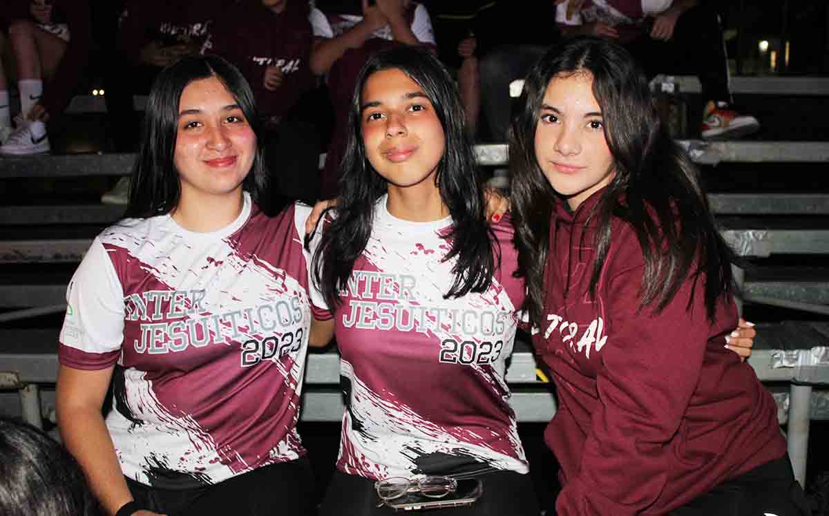SOFIA TELLO, ROMINA PATRACA y MARIANA PIA disfrutaron de los Juegos Interjesuíticos