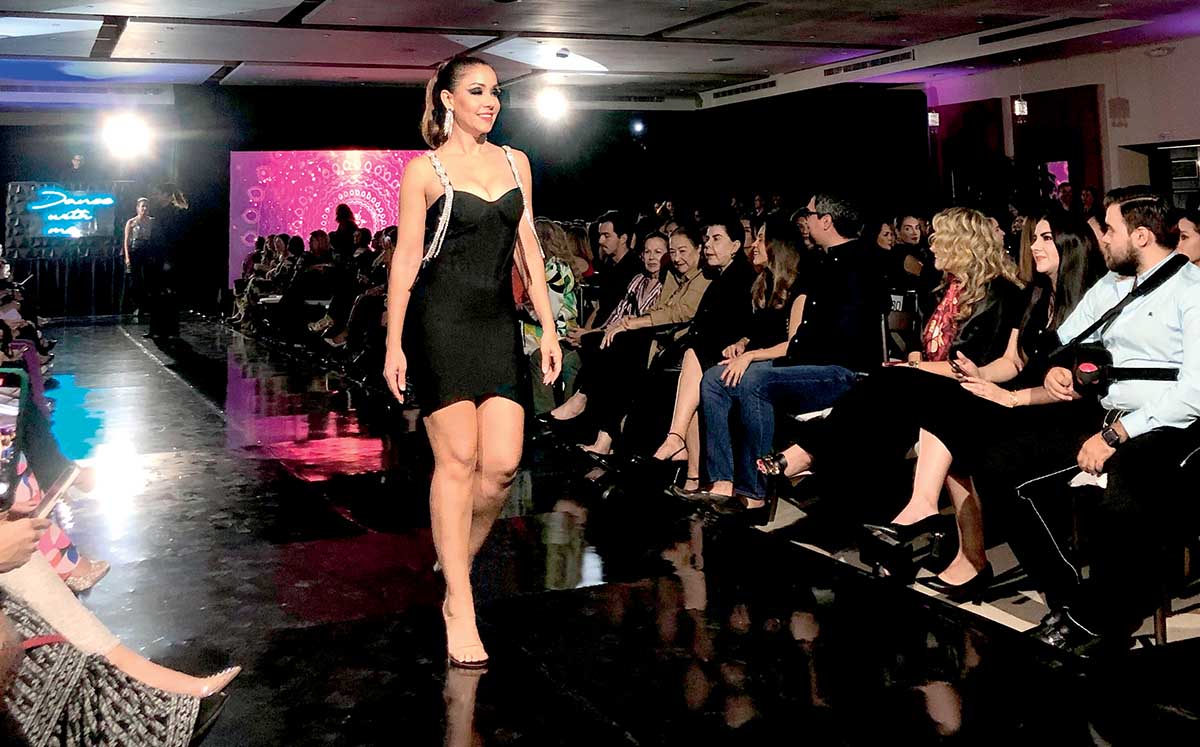 GLORIA ALFARO feliz de poder participar en este gran evento