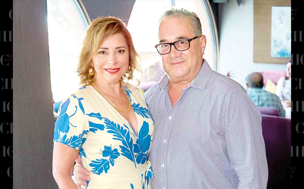 MARICARMEN DE GUTIÉRREZ Y GUILLERMO GUTIÉRREZ estuvieron presentes en el cumpleaños de Sandra Tamez