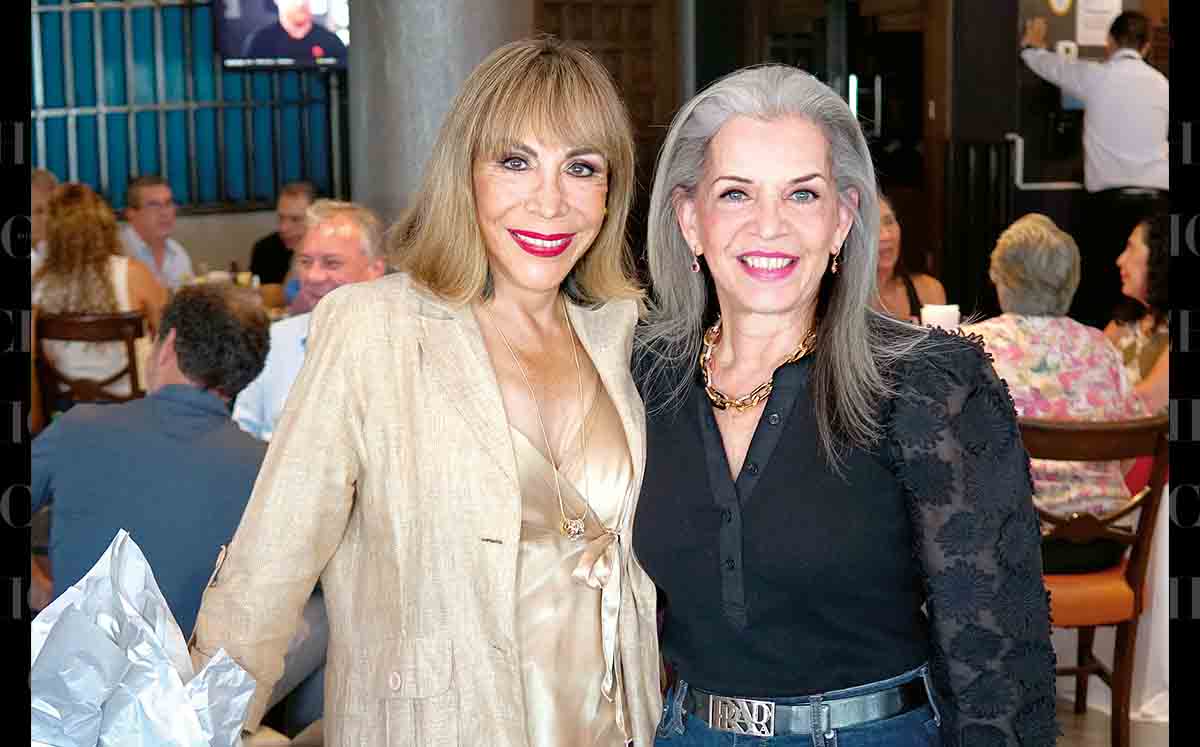 SANDRA TAMEZ Y LETY TERRAZAS disfrutaron del ambiente que puso la Bohemia de Gabriel y Esteban