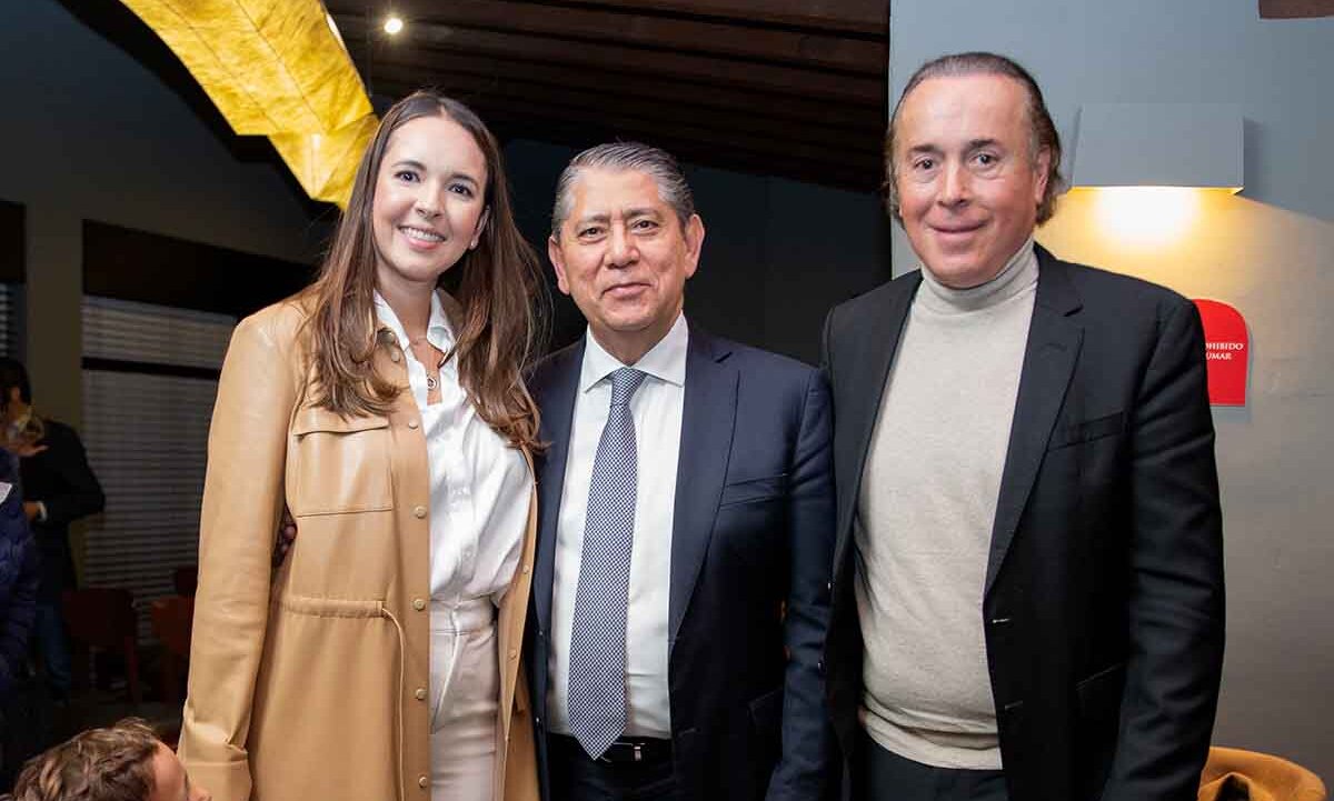 Jaqueline Betancourt, Gilberto Higuera y Cristian Betancourt