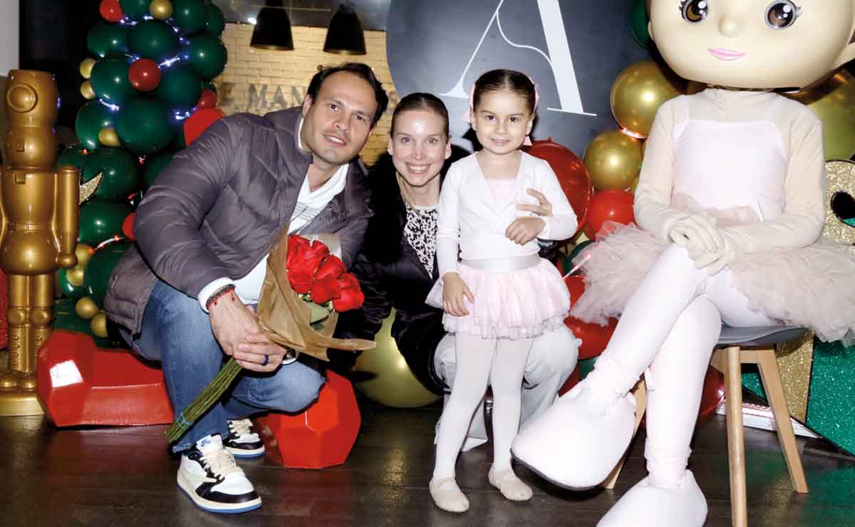 Alfonso Paz, Ana María Zambrano de Paz y Ana María Paz / Fotos: Omar  Valdez y Roberto Alvarado