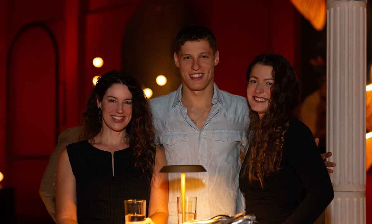 Cherly Wikinson, Adam Prskavec y Barbara Dolanska