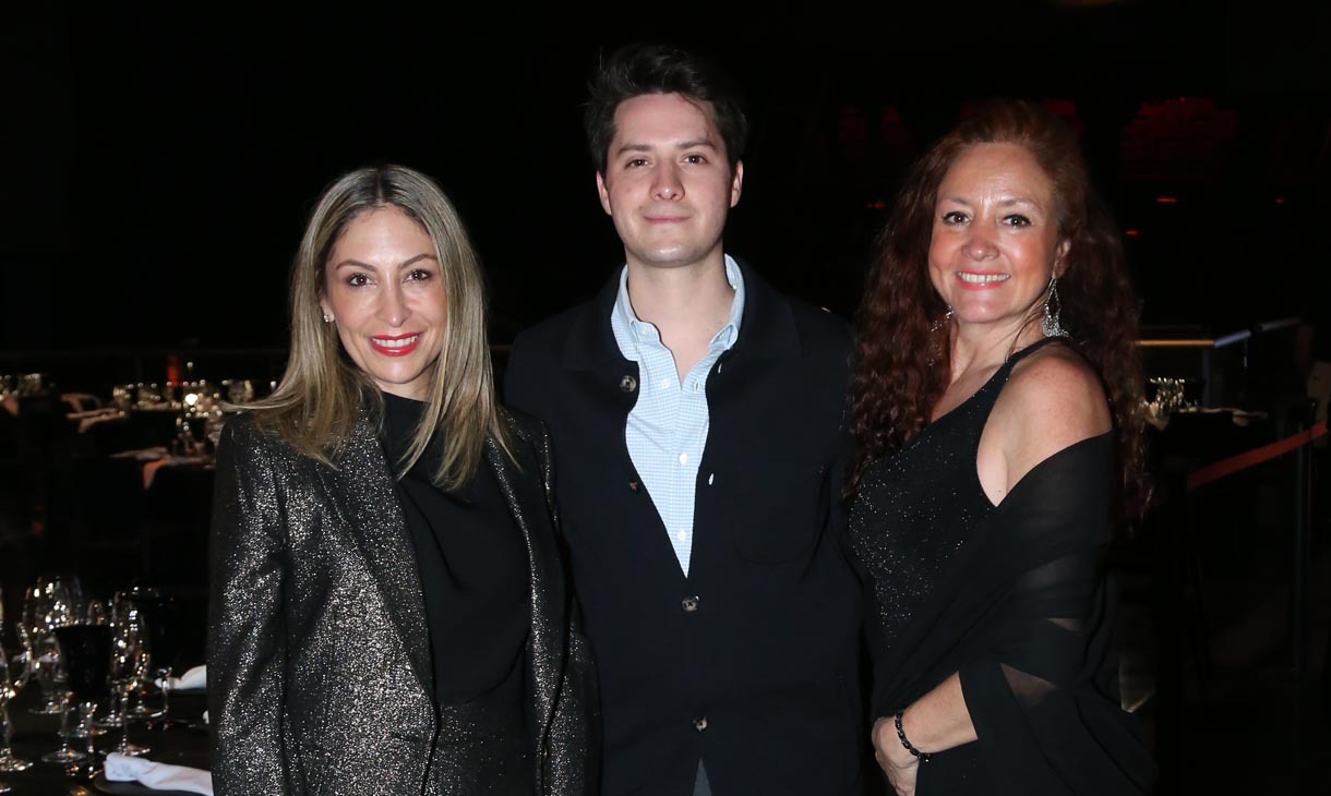 Vanessa Villarreal de Martínez, Gerardo Cepeda y Carmen Escalante