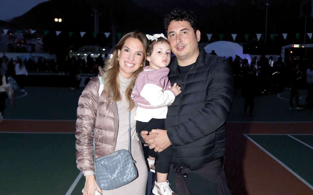 Ileana González de Meade, Eva Meade y Enrique Meade