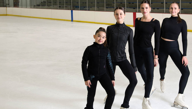 Marcela Calderón, Leonella Bazán Calderón, Elena Calderón y Florencia Calderón