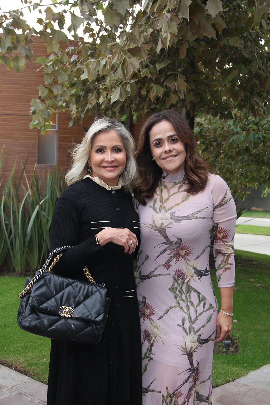 Tere Espinosa y Lucía Espinosa.