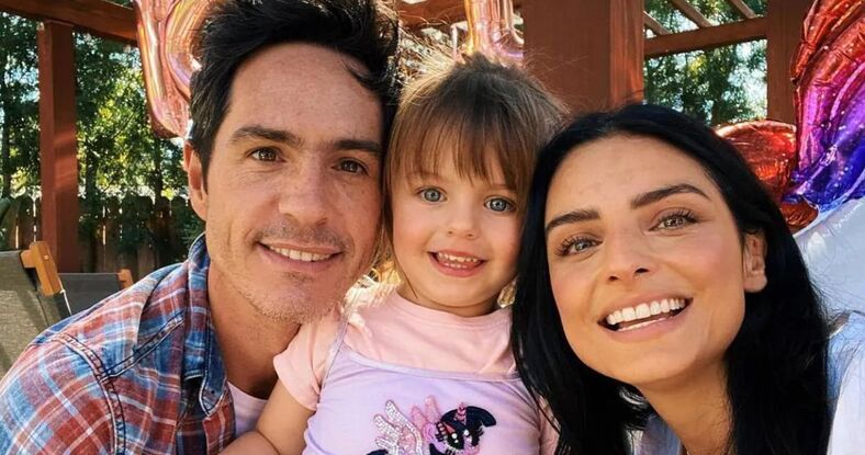 Aislinn Derbez aclara rumores de reconciliación con Mauricio Ochmann (Foto: Instagram)