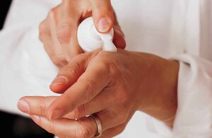 Se desconoce la causa de estas lesiones que no son cancerosas, sin embargo pueden ser tratadas, descubre cómo. (Foto: Pexels)