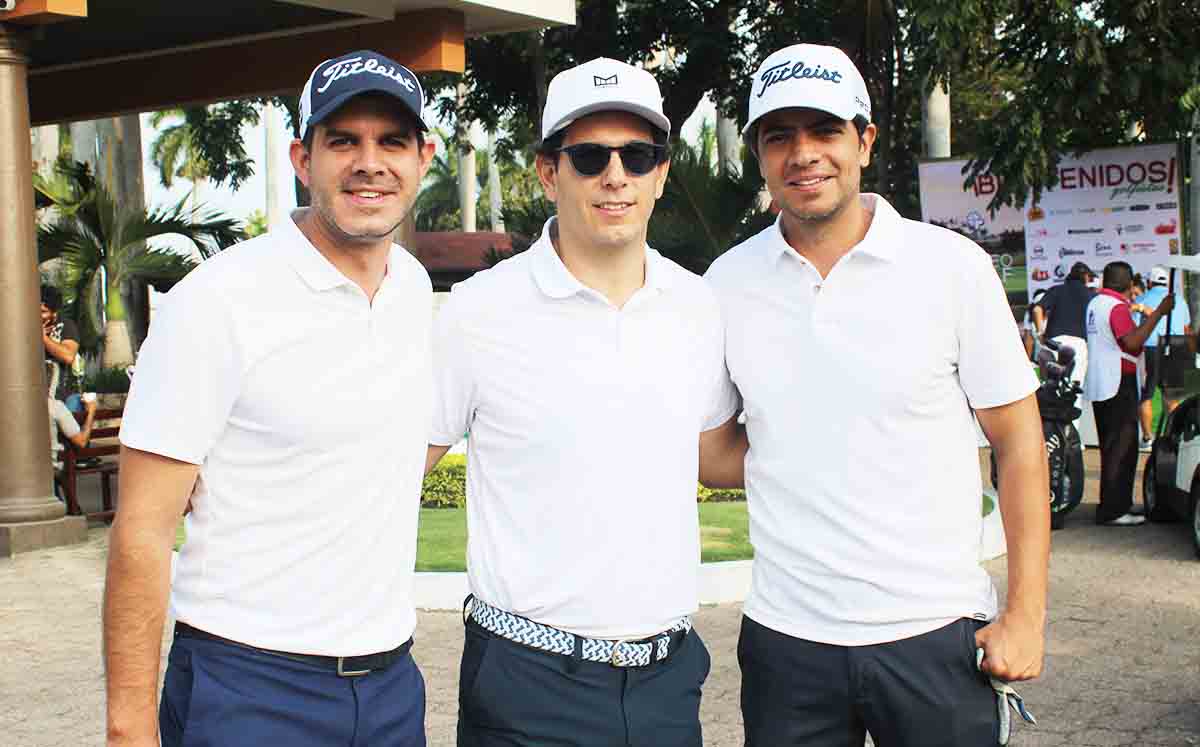 RENE SENTIES, VALDO PONCE y LUIS SALAZAR llegaron puntuales al torneo a beneficio de Cáritas de Tampico