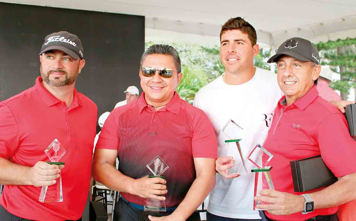 CARLOS GUILLEMET, ANDRÉS SOSA MARCELO CAZAUBON Y CARLOS MORENO los indudables ganadores de este torneo