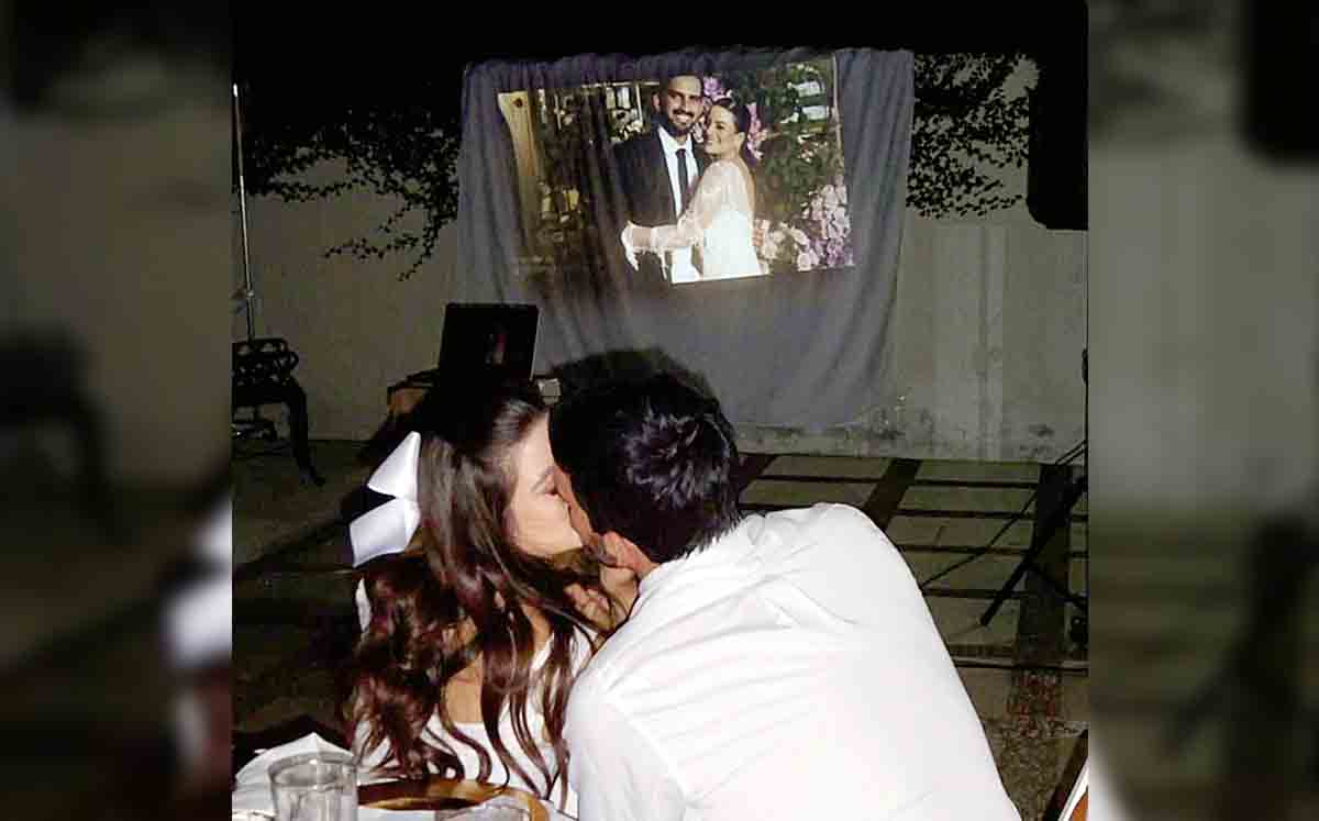 El momento más especial fue cuando el novio llegó y se proyectó un video de su historia de amor