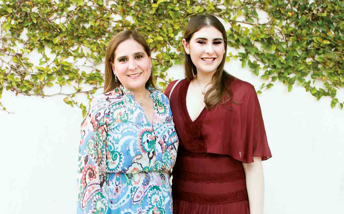ARLETH MOSES Y ANA SOFÍA LEÓN nos regalaron sus mejores sonrisas