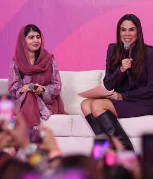 Malala Yousafzai y Paola Rojas