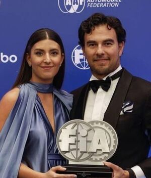 Carola Martínez roba cámara en la gran noche de Checo Pérez de la F1 (Foto: Instagram)