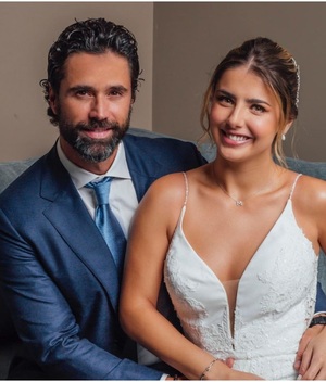 Altair Jarabo roba cámara en la boda de Michelle Renaud (Foto. Instagram)