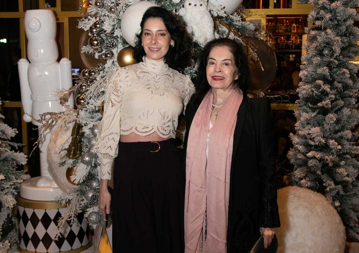 Arlen Valdez y Carmen Celaya