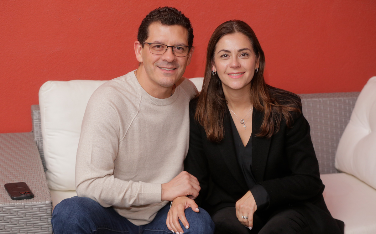 Juan Carlos Bulnes y Mireya González / Foto: Daniel Saldívar