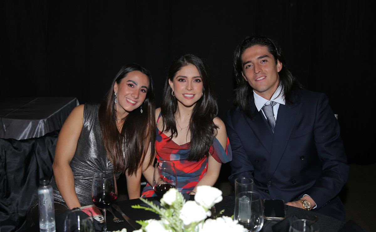 Lizeth, Ethel y Carlos