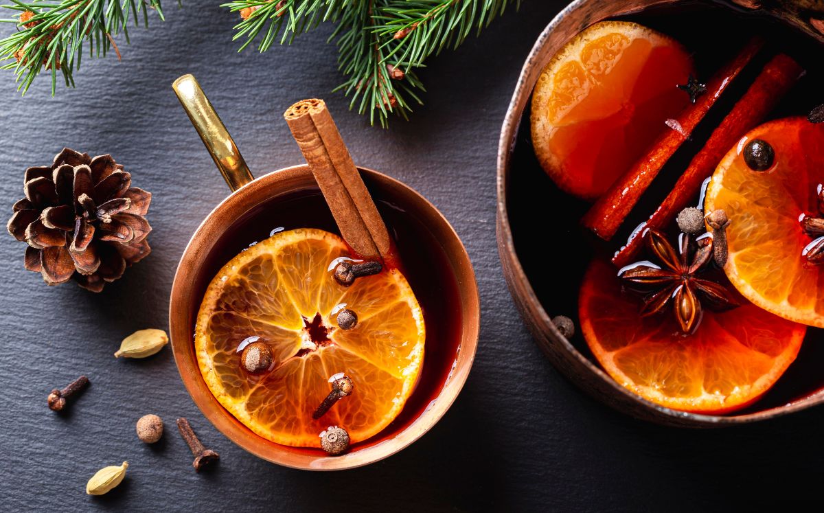 Ponche navideño: Beneficios, ingredientes y cómo prepararlo (Freepik)