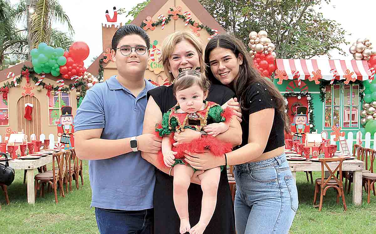 Asistentes del evento quedaron impresionados con la decoración navideña