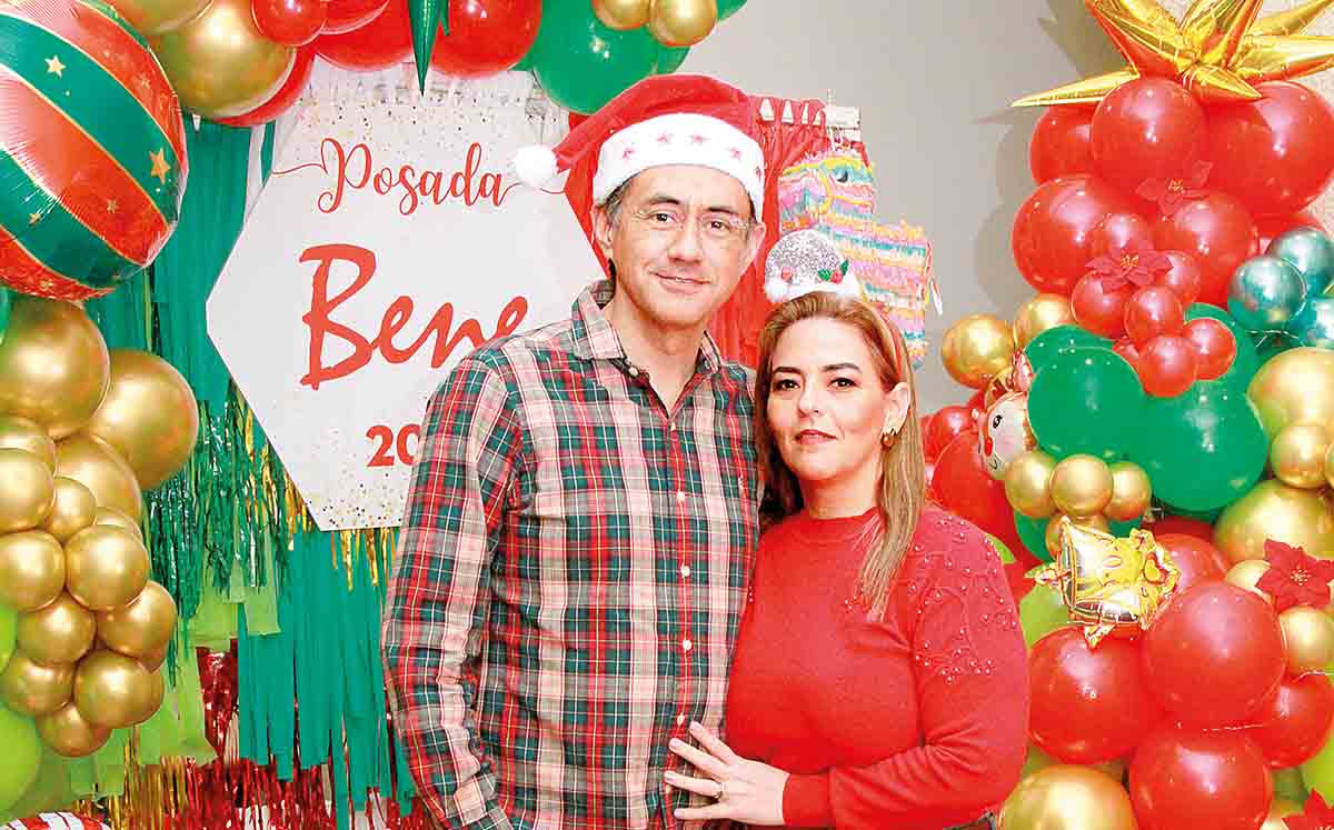 ALBERTO MEDINA Y PATY DE MEDINA disfrutaron de un delicioso buffet de antojitos mexicanos