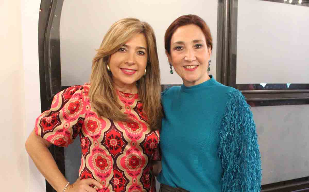 ADRIANA QUIROGA Y MARTHA COLLADO llegarón con sus mejores outfits a la celebración