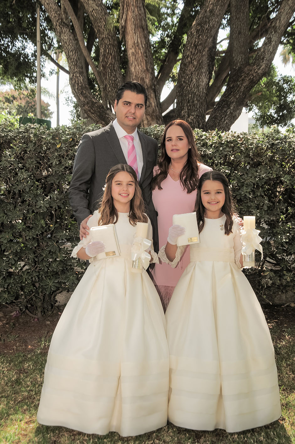 Javier Vázquez, Daniela Corona, Juliana Vázquez y Domica Vázquez