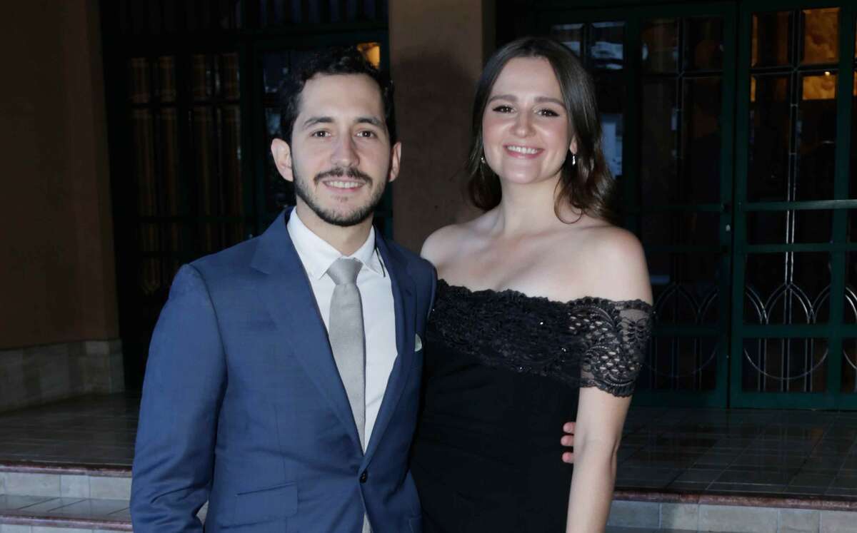 Juan Ángel González y Bárbara del Valle