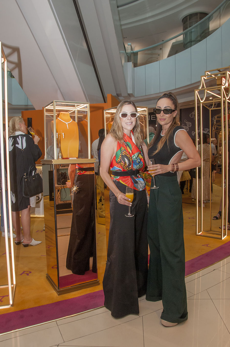 Marifer de la Cerda y Mariana Apodaca