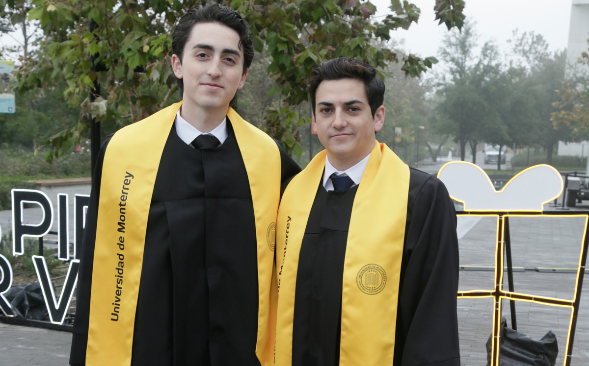 Mauricio Pérez y Jesús López / Foto: Staff Chic