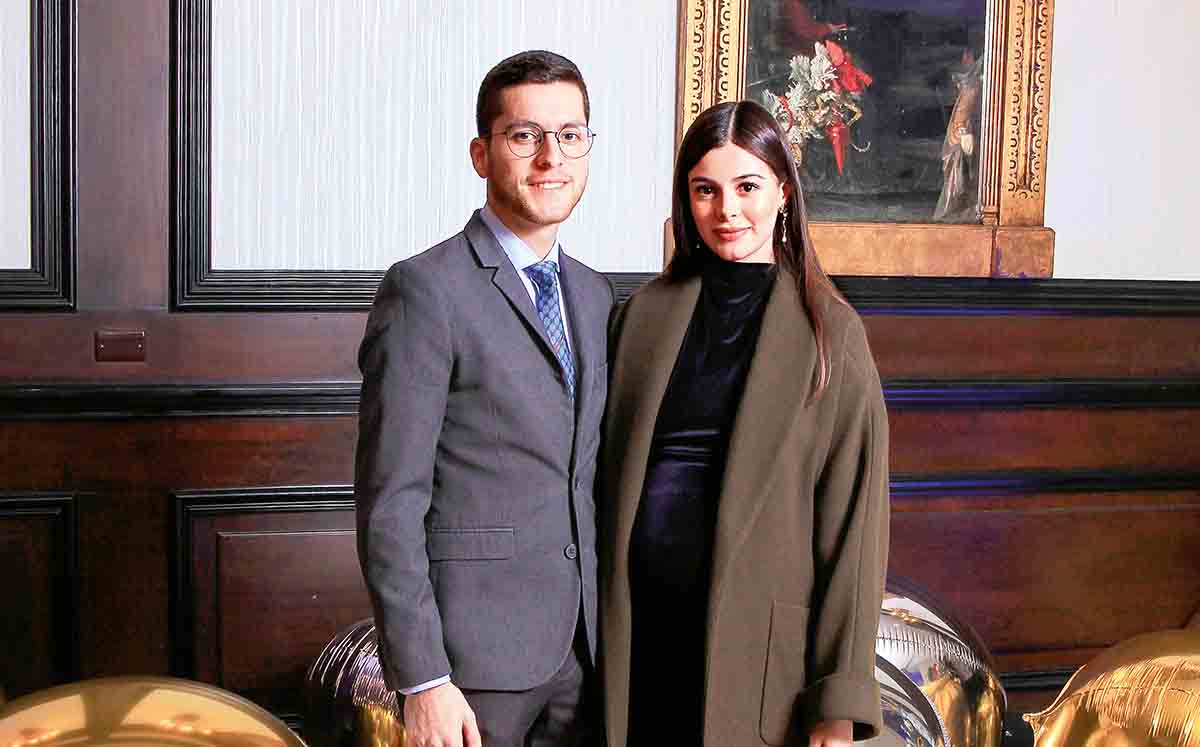 FABIÁN TERAN Y JAZMÍN DE TERÁN presentes en el Casino Tampiqeuño para ayudar a la Casa Sacerdotal