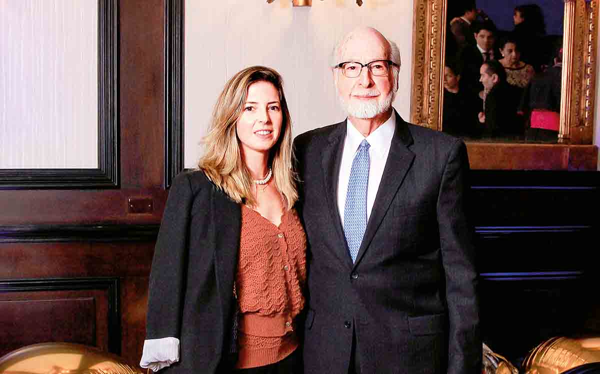ANA CECILIA PEARL Y FELIPE PEARL siempre lucen elegantes bajo nuestra lente