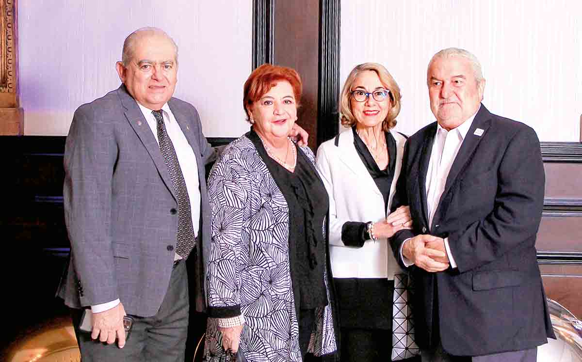 DAVID GÓMEZ, MARIBEL CASTRO, GRACIELA FERNÁNDEZ Y FERNANDO ALZAGA disfrutaron de un amplio menú