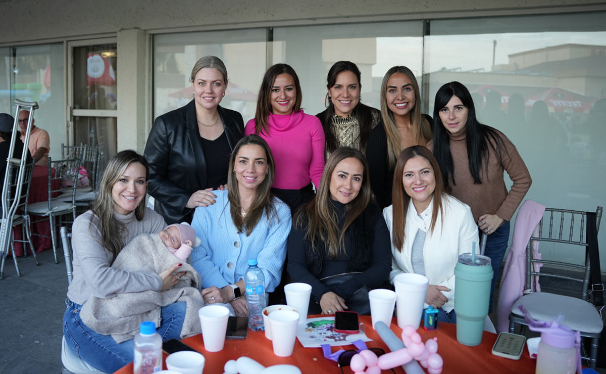 Tania, Gaby, Diana, Ale, Karina, Luisa, Pily, Nancy y Bárbara