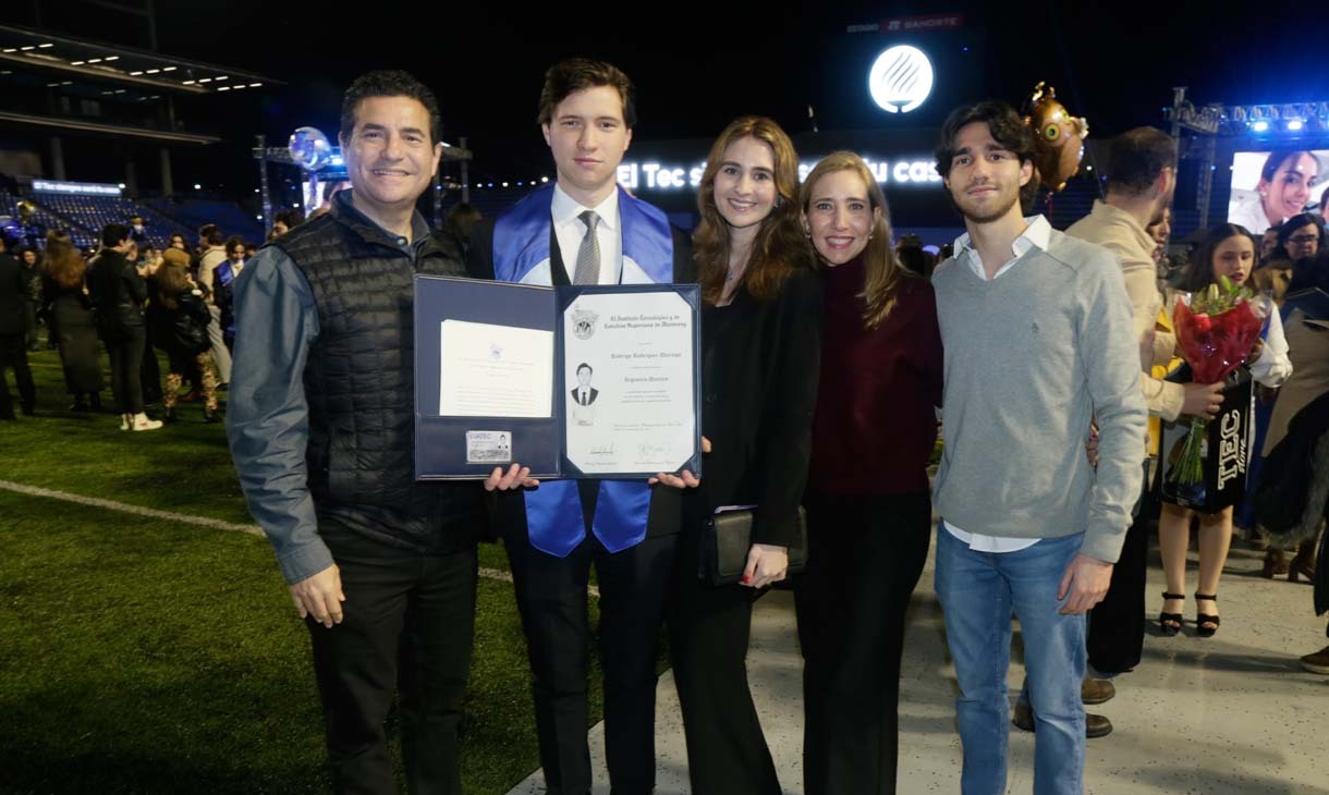 Rodrigo Rodríguez, Rodrigo Rodríguez, Diana Murillo, Nancy Quiroga y Yankel Rodríguez