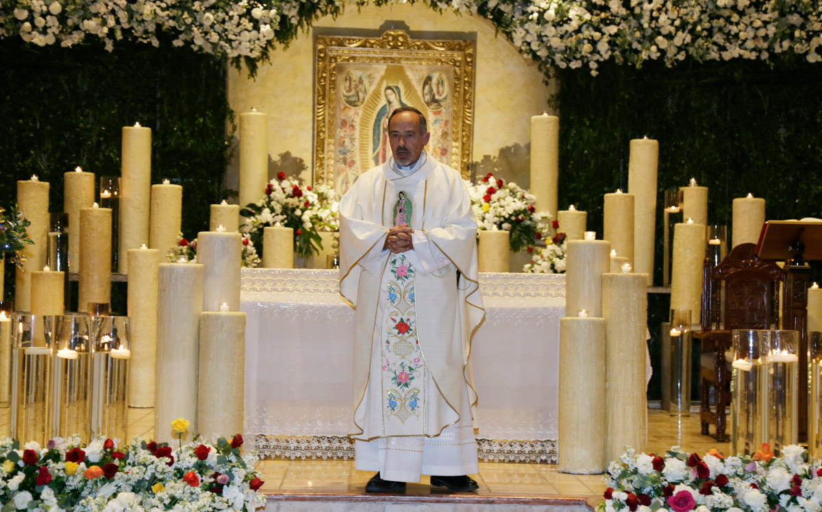 Ceremonia solemne en honor la virgen de Guadalupe / Foto: Staff Chic